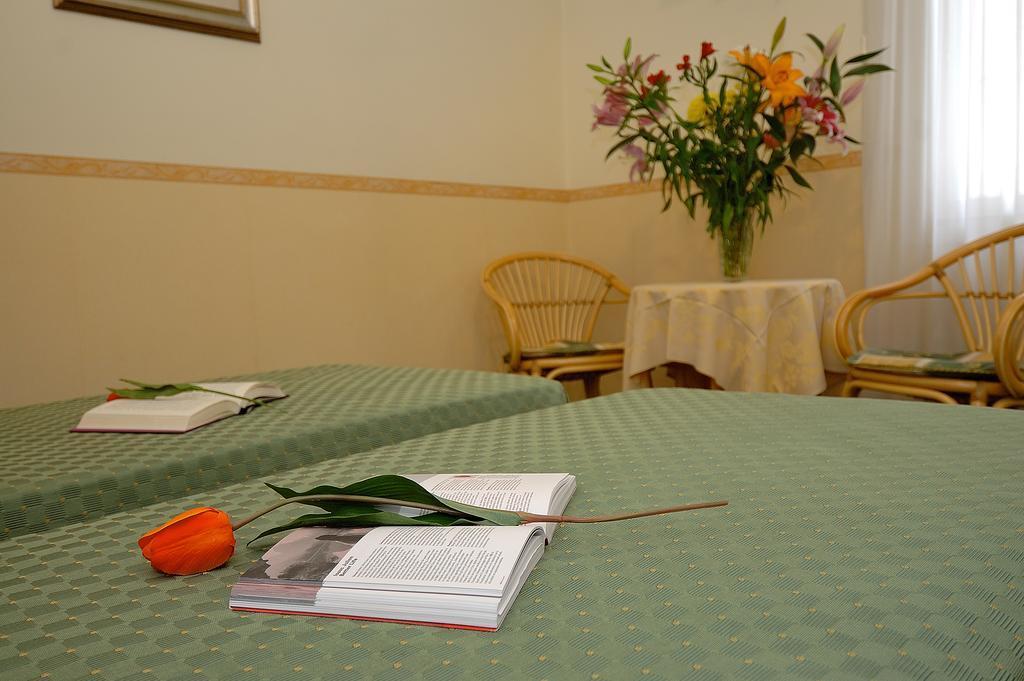 Villa Angelica Lido di Venezia Bagian luar foto